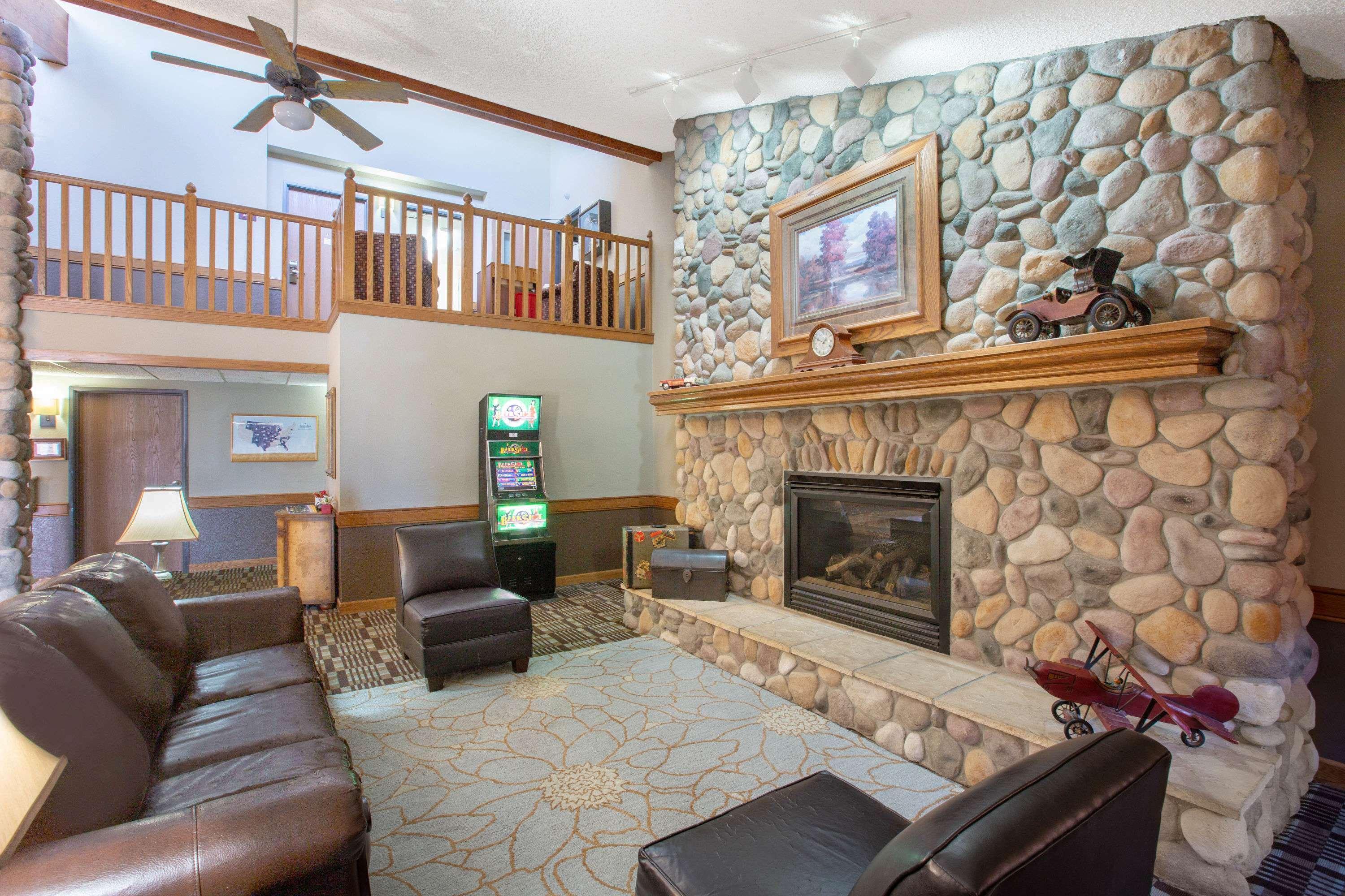 Americinn By Wyndham Lincoln North Εξωτερικό φωτογραφία